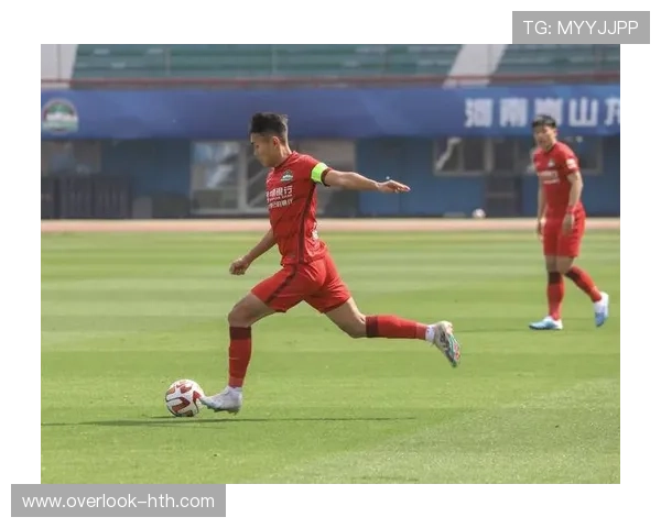 中国足球迎来新篇章 国足备战世界杯预选赛全力以赴 中国足球迎来新篇章 国足备战世界杯预选赛全力以赴