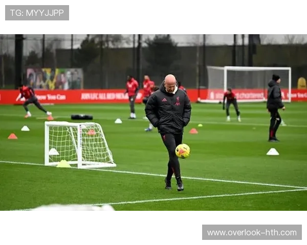 西汉姆联队迎来新赛季挑战 备战全力冲击欧洲赛场资格