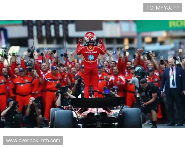 F1赛季最新动态:车手排名变化与团队策略调整解析 F1赛季最新动态:车手排名变化与团队策略调整解析